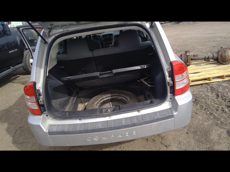 https://f005.backblazeb2.com/file/img-partshotlines-com/Inventory/EX379/Vehicle/30600_03.jpg