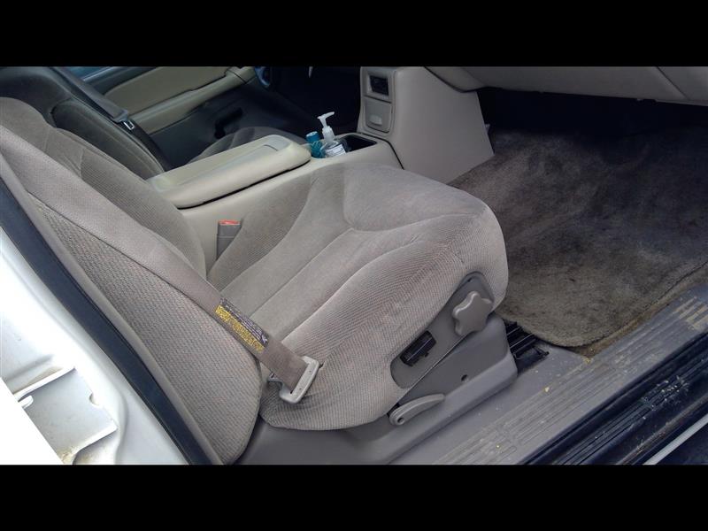 https://f005.backblazeb2.com/file/img-partshotlines-com/Inventory/EX379/Vehicle/31198_06.jpg