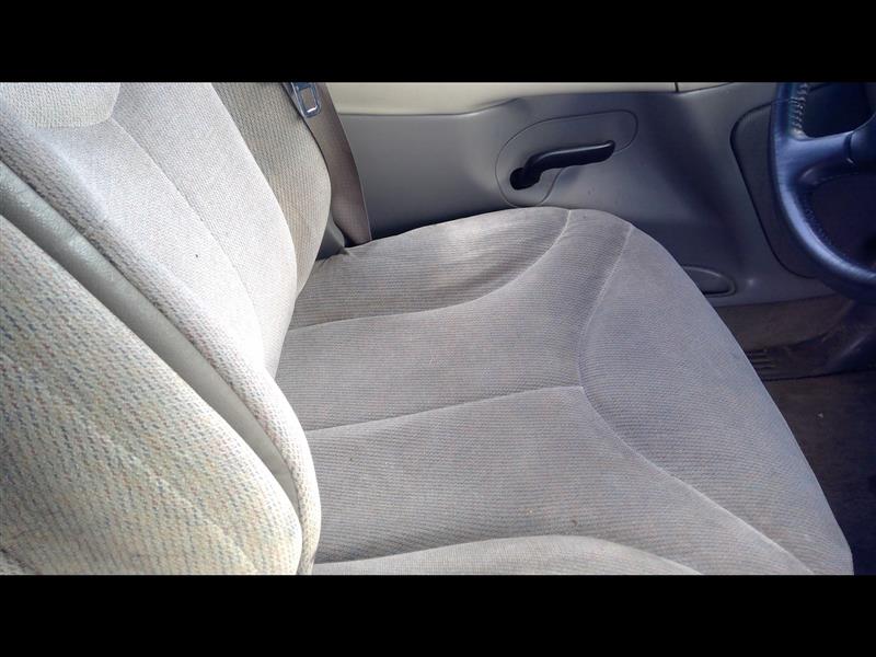 https://f005.backblazeb2.com/file/img-partshotlines-com/Inventory/EX379/Vehicle/31198_12.jpg