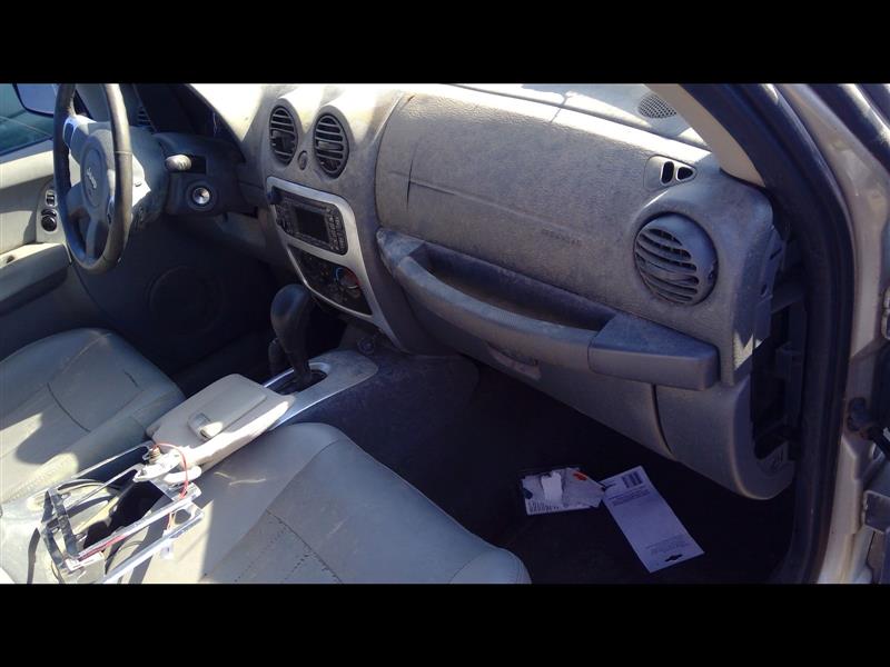 https://f005.backblazeb2.com/file/img-partshotlines-com/Inventory/EX379/Vehicle/31223_06.jpg