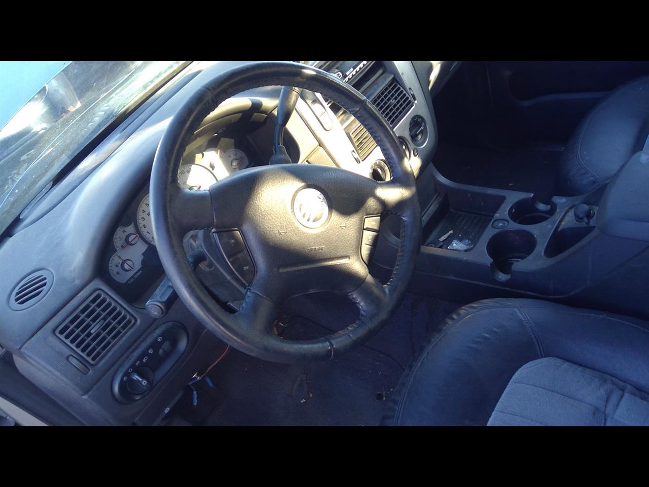 https://f005.backblazeb2.com/file/img-partshotlines-com/Inventory/EX379/Vehicle/31595_09.jpg