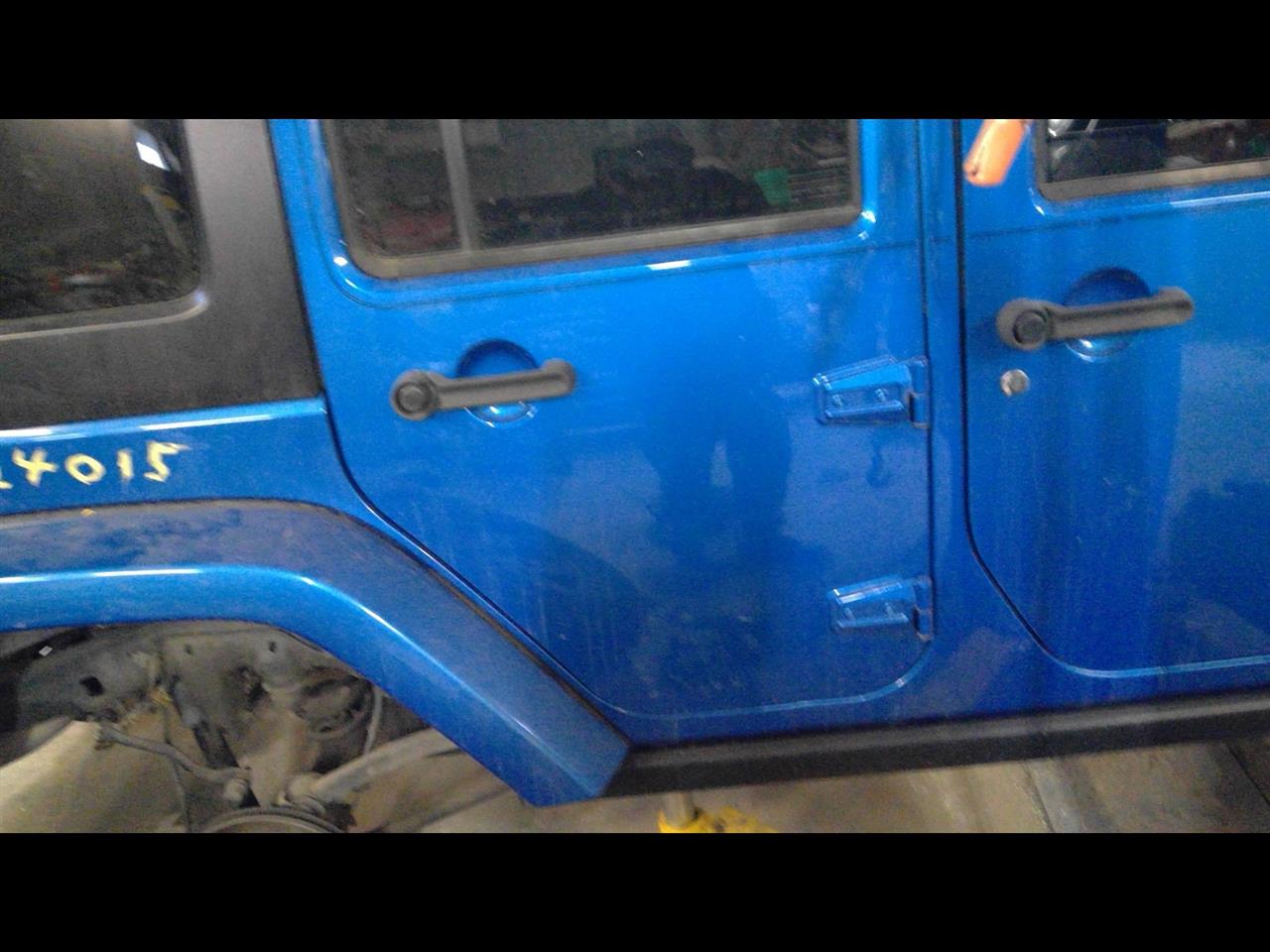 https://f005.backblazeb2.com/file/img-partshotlines-com/Inventory/EX379/Vehicle/31690_09.jpg