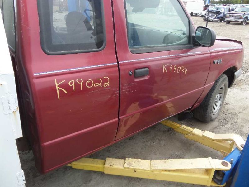 https://f005.backblazeb2.com/file/img-partshotlines-com/Inventory/EX379/Vehicle/5575_05.jpg