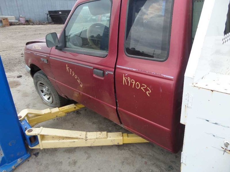 https://f005.backblazeb2.com/file/img-partshotlines-com/Inventory/EX379/Vehicle/5575_09.jpg