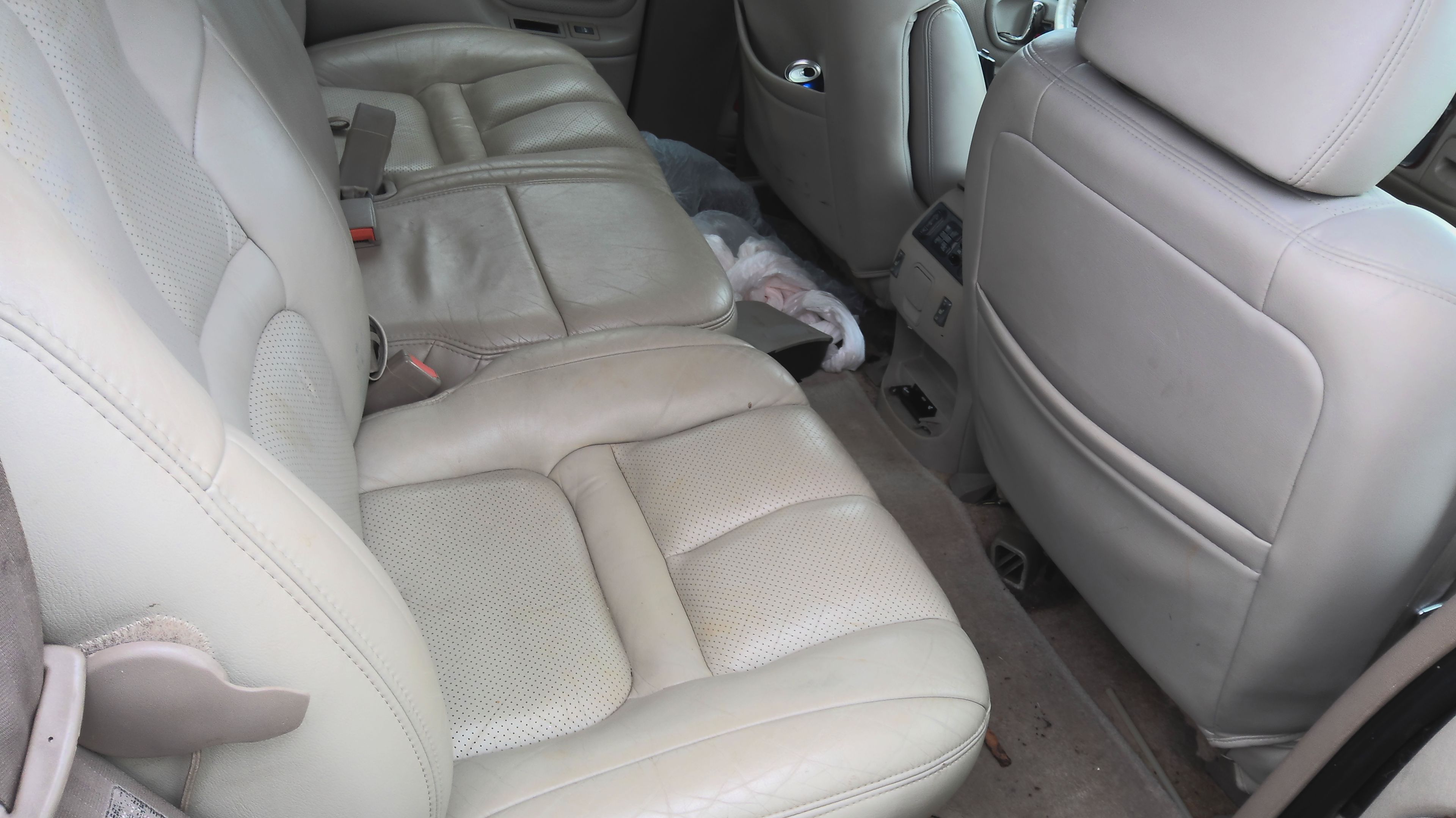 https://f005.backblazeb2.com/file/img-partshotlines-com/Inventory/EX390/2024/4E2716/DFAD657F4665465BAC5A5DA07D5D9ABD005.jpg