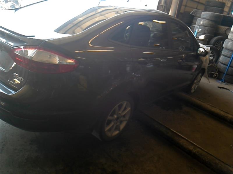 https://f005.backblazeb2.com/file/img-partshotlines-com/Inventory/EX396/Vehicle/10813_04.jpg