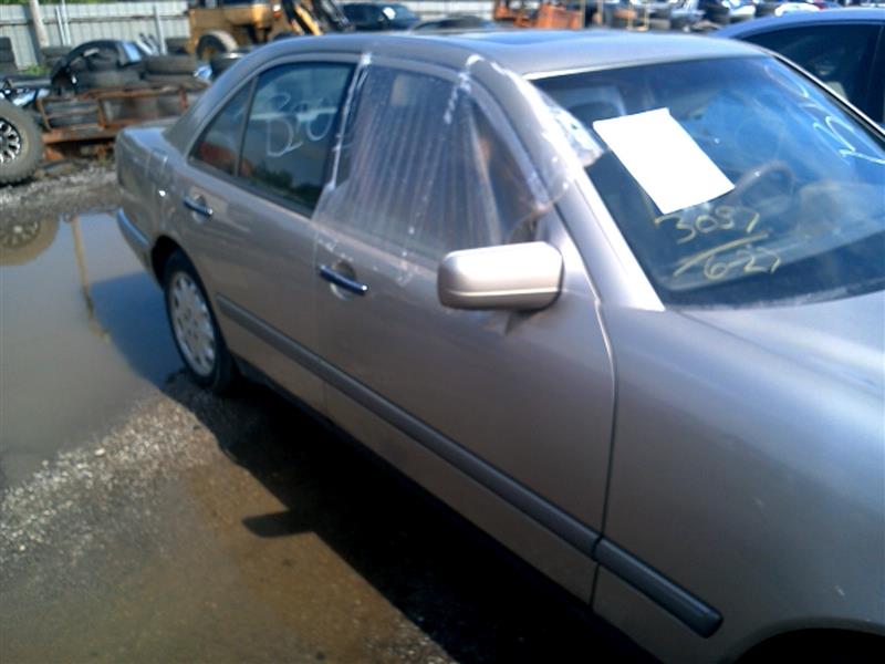 https://f005.backblazeb2.com/file/img-partshotlines-com/Inventory/EX396/Vehicle/11365_09.jpg