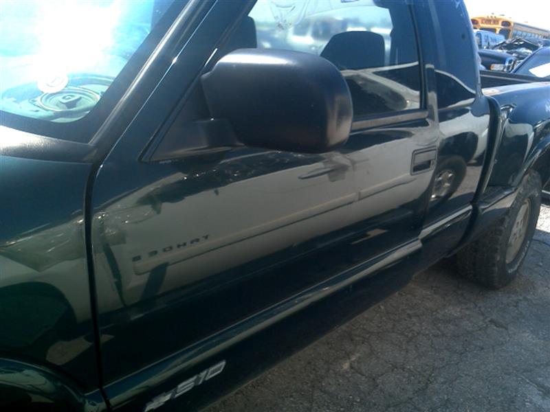 https://f005.backblazeb2.com/file/img-partshotlines-com/Inventory/EX396/Vehicle/12215_08.jpg
