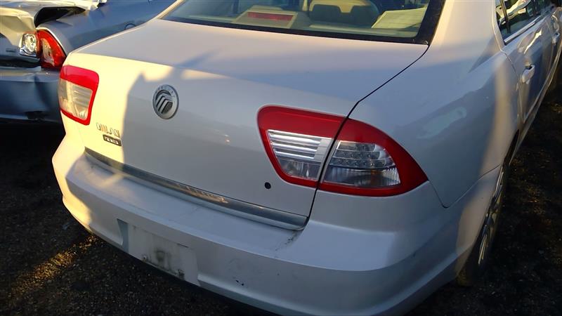https://f005.backblazeb2.com/file/img-partshotlines-com/Inventory/EX396/Vehicle/13105_07.jpg