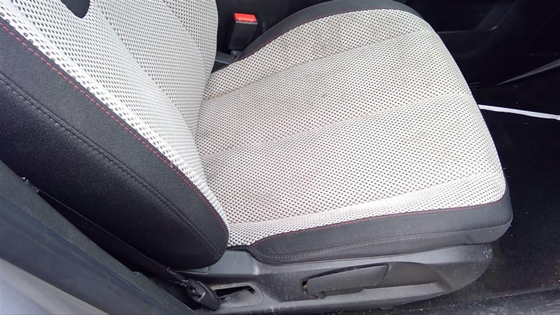 https://f005.backblazeb2.com/file/img-partshotlines-com/Inventory/EX396/Vehicle/13366_08.jpg