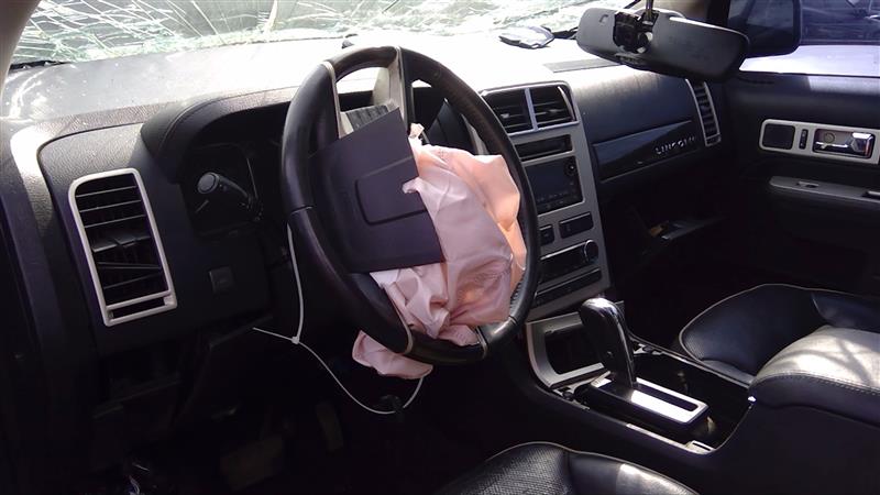 https://f005.backblazeb2.com/file/img-partshotlines-com/Inventory/EX396/Vehicle/13488_13.jpg