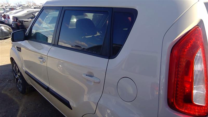 https://f005.backblazeb2.com/file/img-partshotlines-com/Inventory/EX396/Vehicle/13603_08.jpg