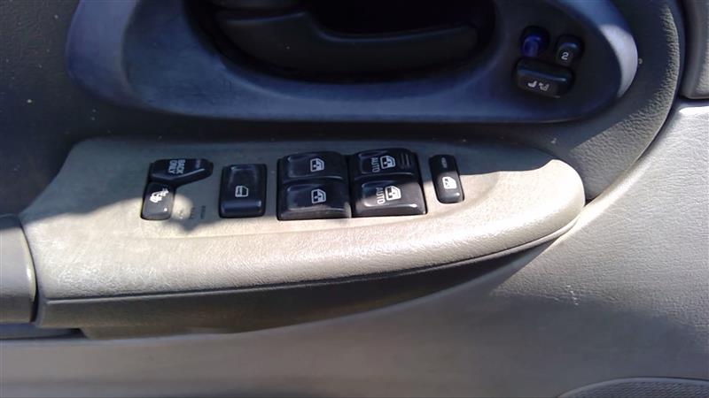 https://f005.backblazeb2.com/file/img-partshotlines-com/Inventory/EX396/Vehicle/13821_10.jpg