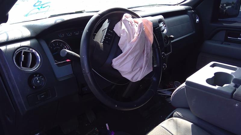 https://f005.backblazeb2.com/file/img-partshotlines-com/Inventory/EX396/Vehicle/13830_06.jpg