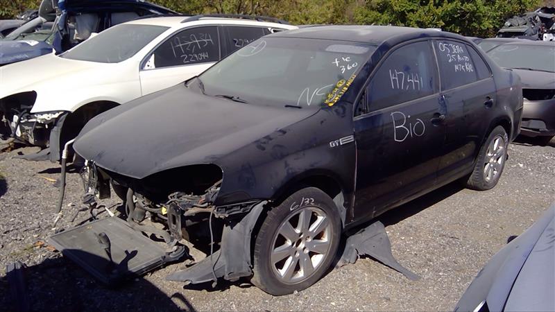 https://f005.backblazeb2.com/file/img-partshotlines-com/Inventory/EX396/Vehicle/13906_06.jpg
