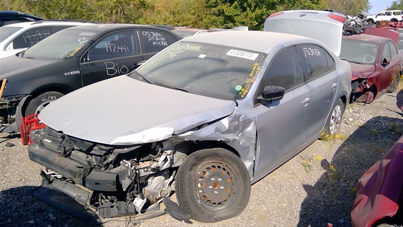 https://f005.backblazeb2.com/file/img-partshotlines-com/Inventory/EX396/Vehicle/13911_05.jpg