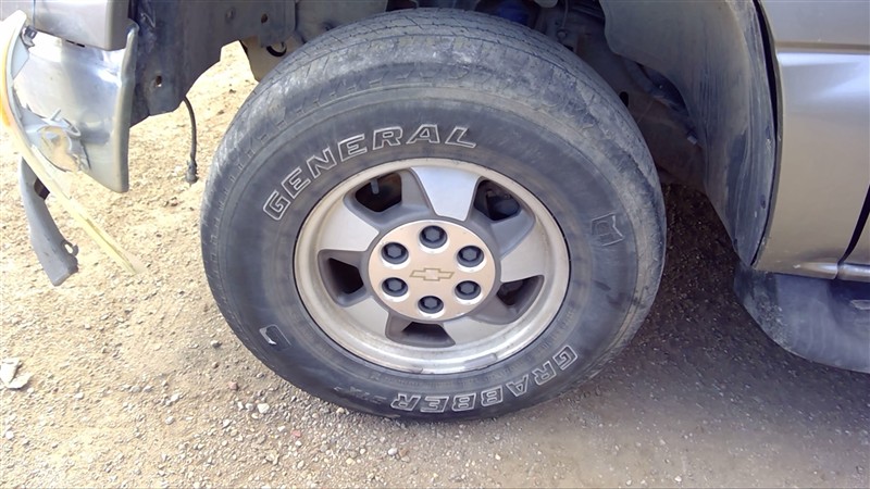 https://f005.backblazeb2.com/file/img-partshotlines-com/Inventory/EX396/Vehicle/14143_08.jpg
