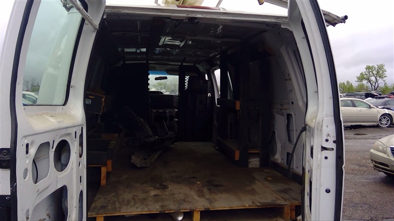https://f005.backblazeb2.com/file/img-partshotlines-com/Inventory/EX396/Vehicle/14144_12.jpg