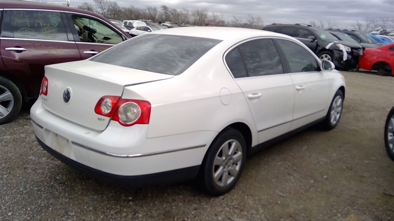 https://f005.backblazeb2.com/file/img-partshotlines-com/Inventory/EX396/Vehicle/14170_09.jpg