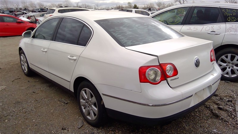 https://f005.backblazeb2.com/file/img-partshotlines-com/Inventory/EX396/Vehicle/14170_11.jpg