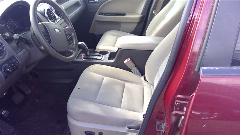 https://f005.backblazeb2.com/file/img-partshotlines-com/Inventory/EX396/Vehicle/14244_13.jpg