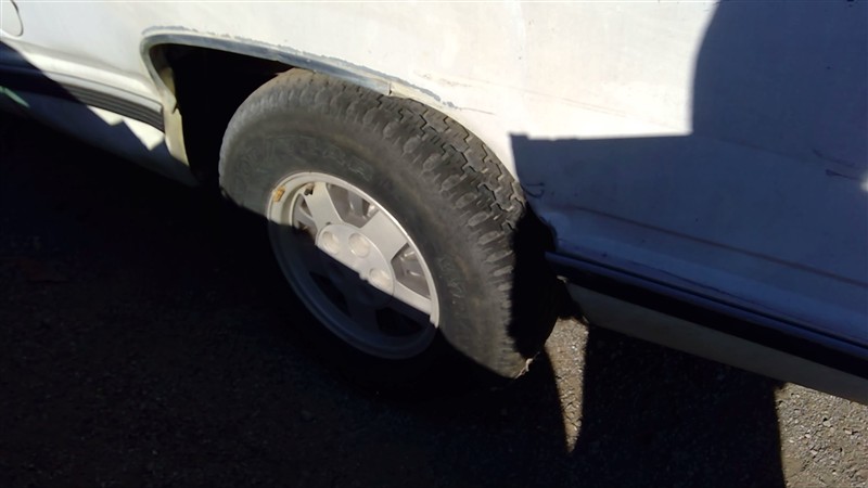 https://f005.backblazeb2.com/file/img-partshotlines-com/Inventory/EX396/Vehicle/14424_09.jpg