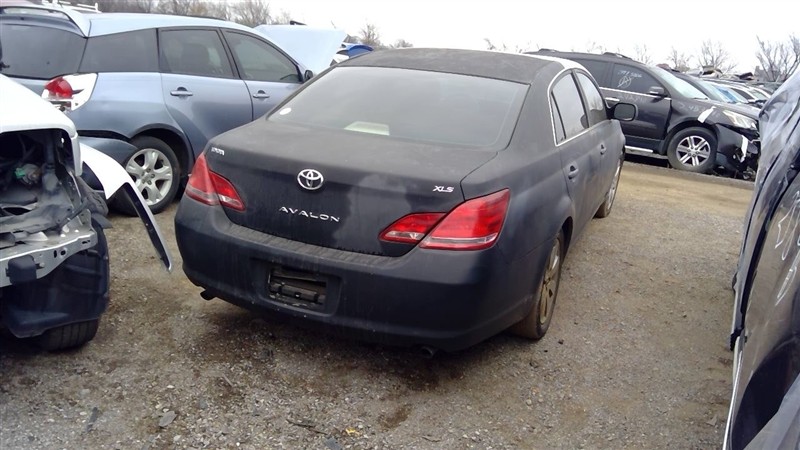 https://f005.backblazeb2.com/file/img-partshotlines-com/Inventory/EX396/Vehicle/14474_09.jpg