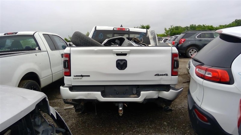 https://f005.backblazeb2.com/file/img-partshotlines-com/Inventory/EX396/Vehicle/14654_08.jpg
