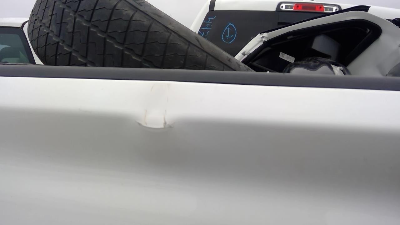 https://f005.backblazeb2.com/file/img-partshotlines-com/Inventory/EX396/Vehicle/14654_10.jpg
