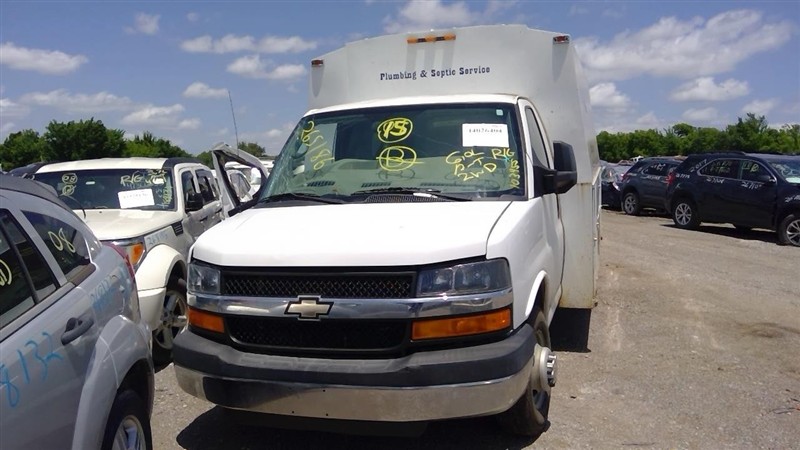 https://f005.backblazeb2.com/file/img-partshotlines-com/Inventory/EX396/Vehicle/14684_04.jpg