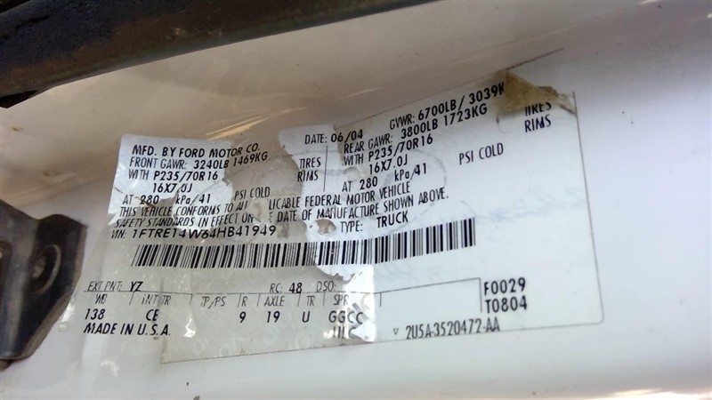 https://f005.backblazeb2.com/file/img-partshotlines-com/Inventory/EX396/Vehicle/14724_13.jpg