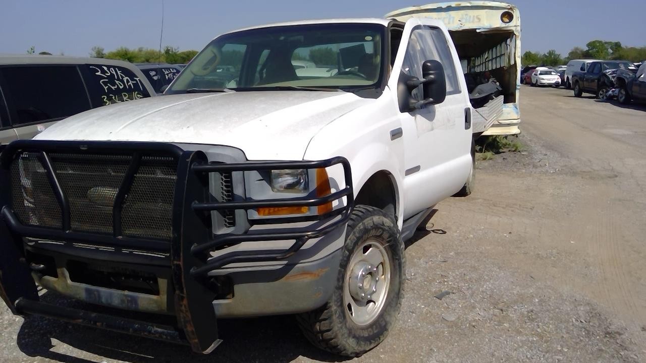 https://f005.backblazeb2.com/file/img-partshotlines-com/Inventory/EX396/Vehicle/14776_03.jpg