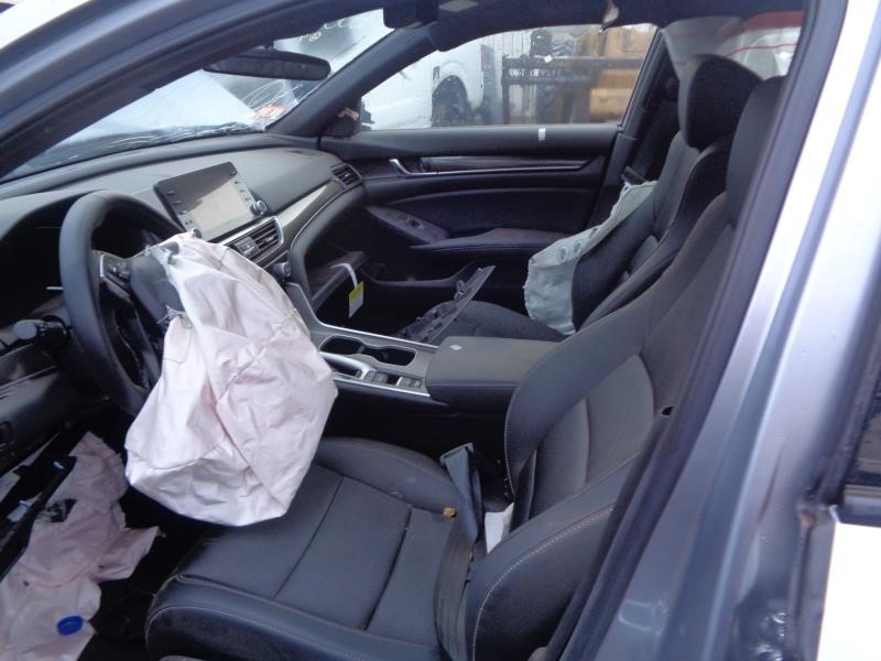 Vehicle/13967_09.jpg