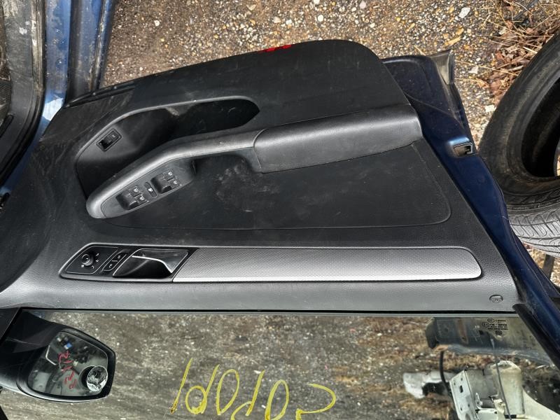 Vehicle/14383_11.jpg