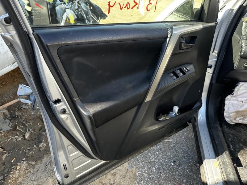 Vehicle/14589_10.jpg