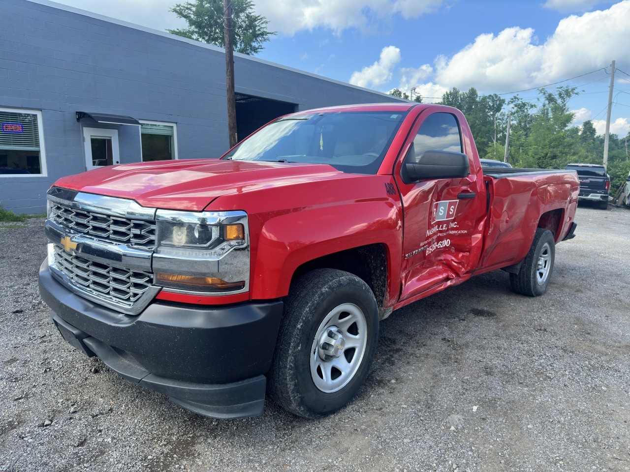 Vehicle/18718_02.jpg