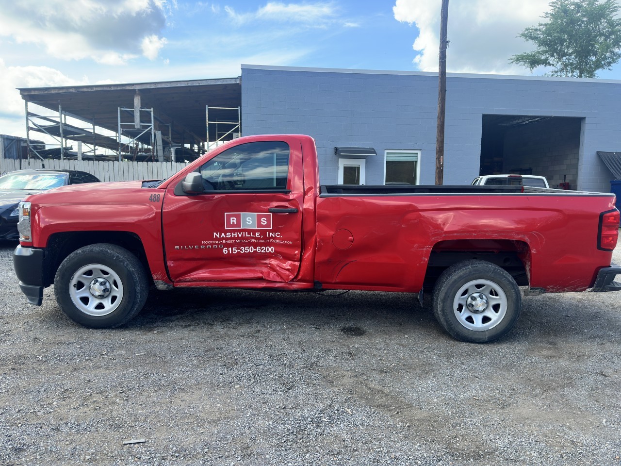 Vehicle/18718_03.jpg
