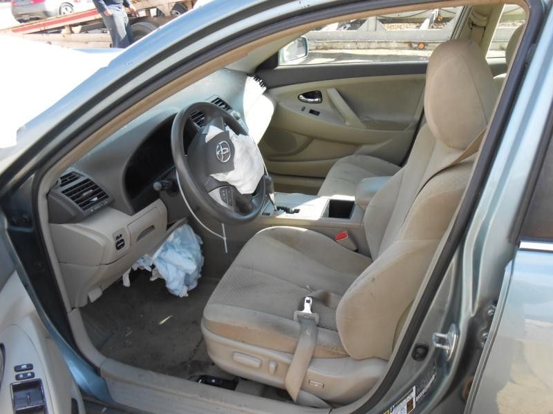Vehicle/8957_10.jpg