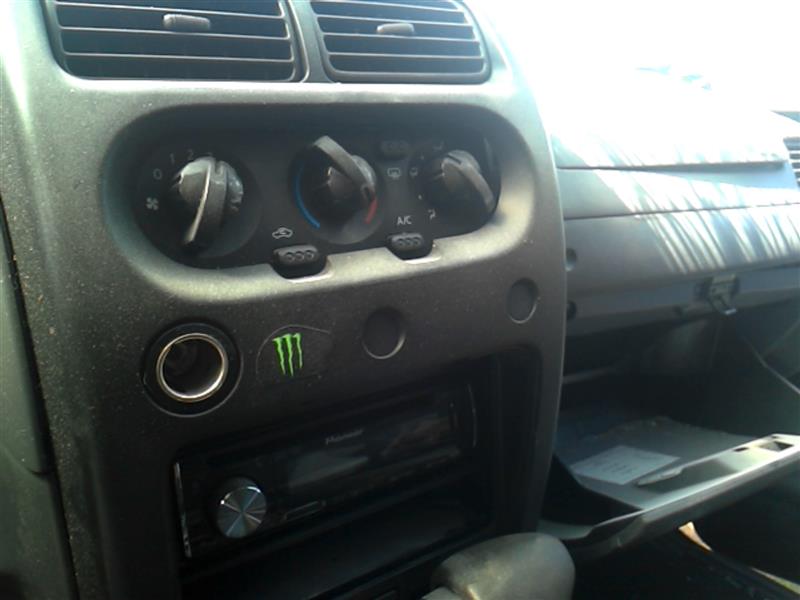 https://f005.backblazeb2.com/file/img-partshotlines-com/Inventory/EX40/Vehicle/10582_01.jpg