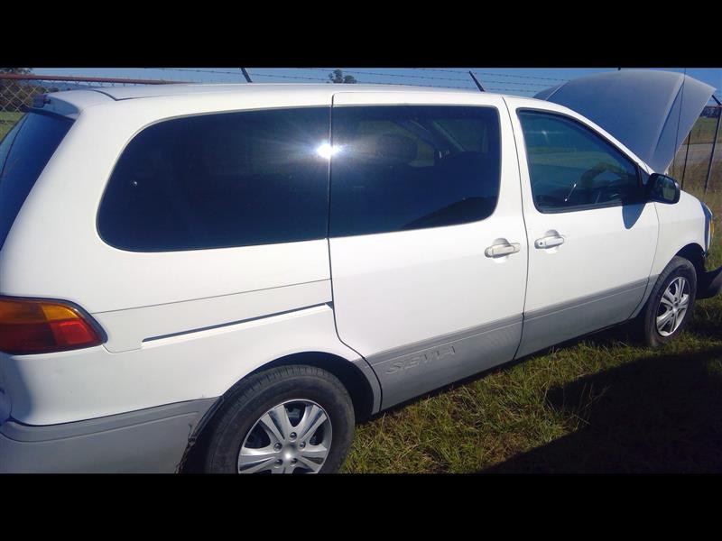 https://f005.backblazeb2.com/file/img-partshotlines-com/Inventory/EX40/Vehicle/14205_01.jpg