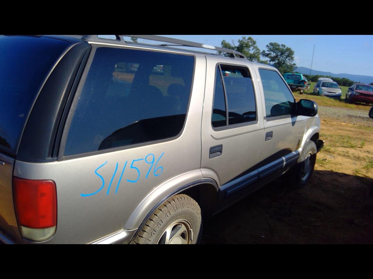 https://f005.backblazeb2.com/file/img-partshotlines-com/Inventory/EX40/Vehicle/15977_06.jpg