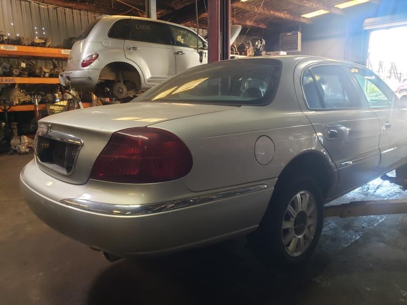 https://f005.backblazeb2.com/file/img-partshotlines-com/Inventory/EX402/Vehicle/29583_03.jpg