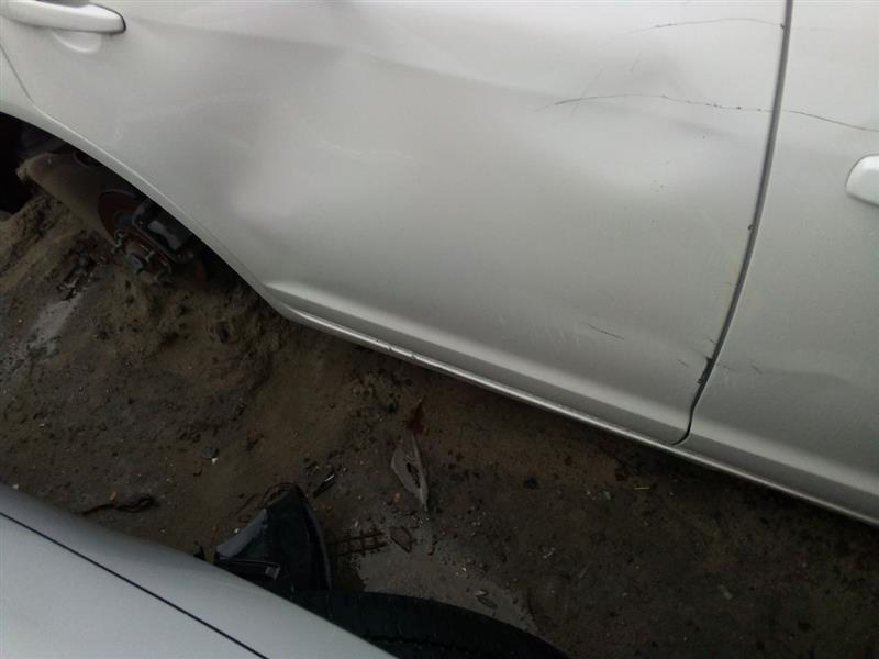 https://f005.backblazeb2.com/file/img-partshotlines-com/Inventory/EX423/Vehicle/10758_12.jpg