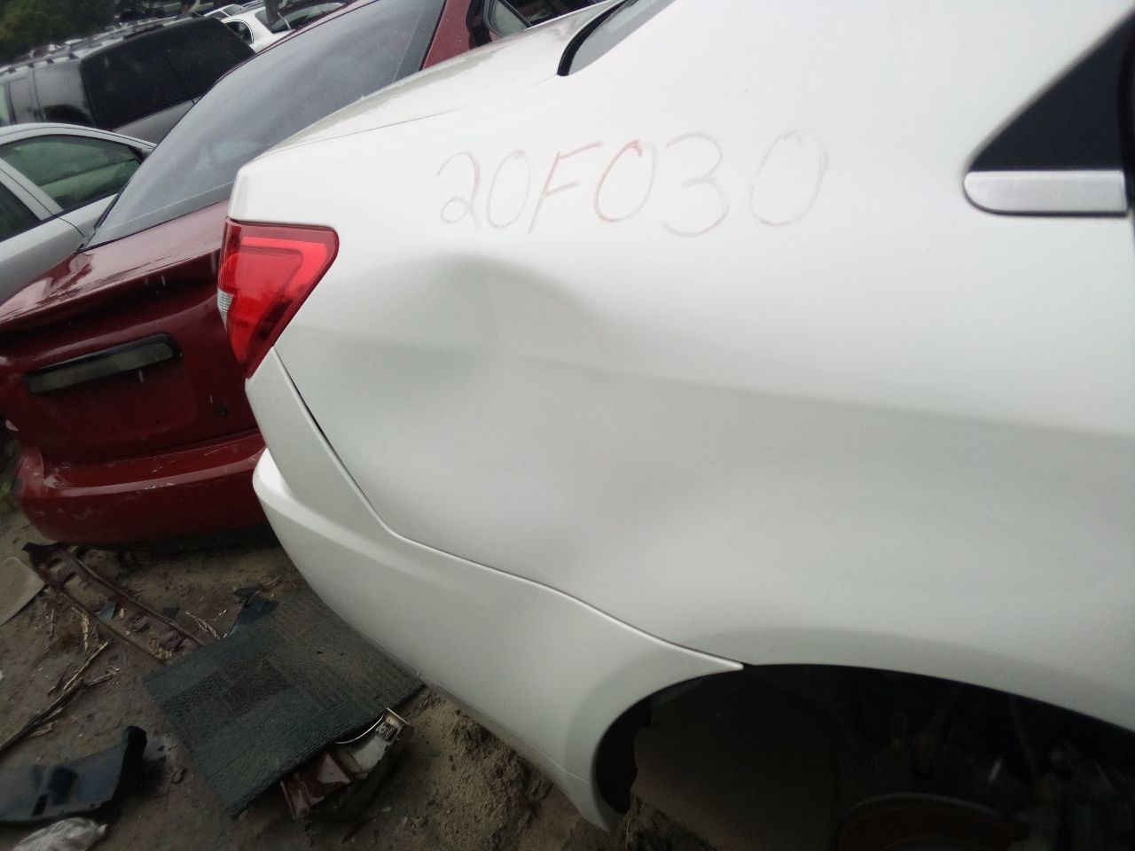 https://f005.backblazeb2.com/file/img-partshotlines-com/Inventory/EX423/Vehicle/10758_13.jpg