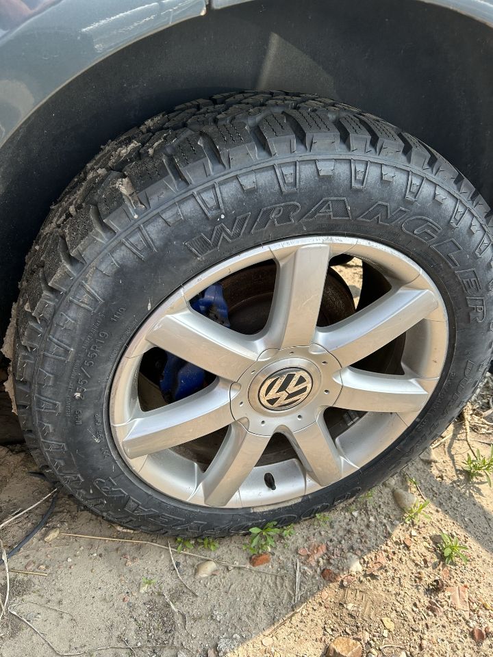 https://f005.backblazeb2.com/file/img-partshotlines-com/Inventory/EX423/Vehicle/13187_03.jpg