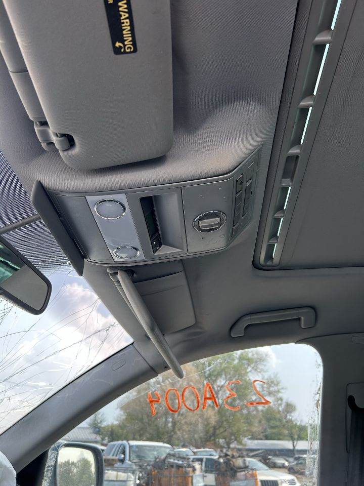 https://f005.backblazeb2.com/file/img-partshotlines-com/Inventory/EX423/Vehicle/13187_11.jpg