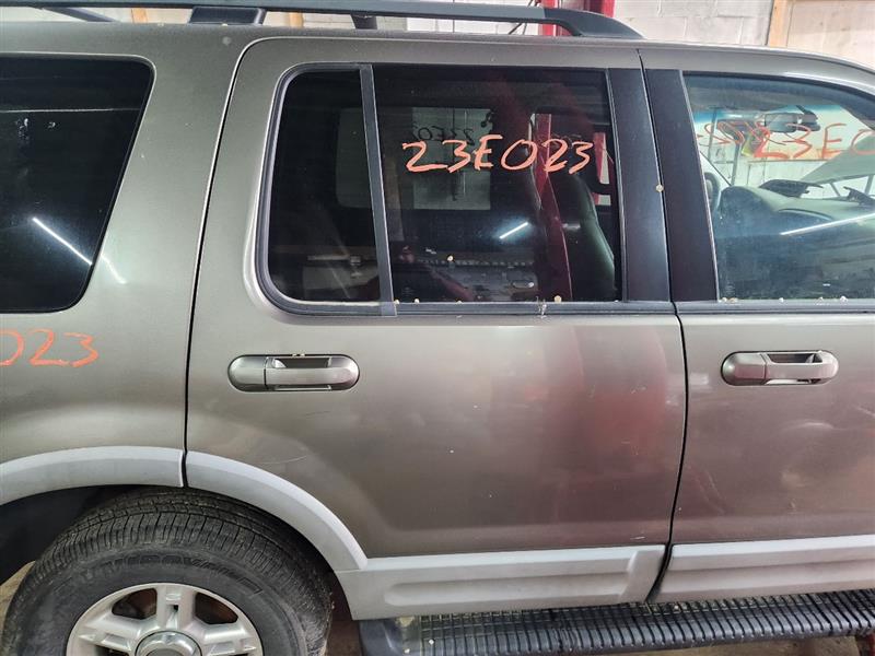 https://f005.backblazeb2.com/file/img-partshotlines-com/Inventory/EX423/Vehicle/13529_04.jpg