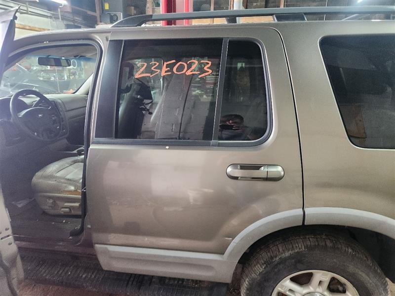 https://f005.backblazeb2.com/file/img-partshotlines-com/Inventory/EX423/Vehicle/13529_11.jpg