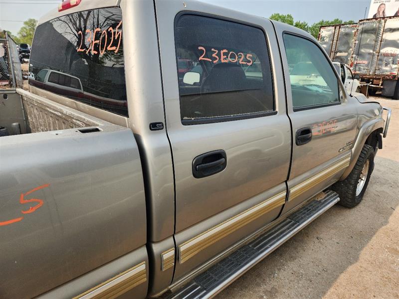 https://f005.backblazeb2.com/file/img-partshotlines-com/Inventory/EX423/Vehicle/13535_10.jpg