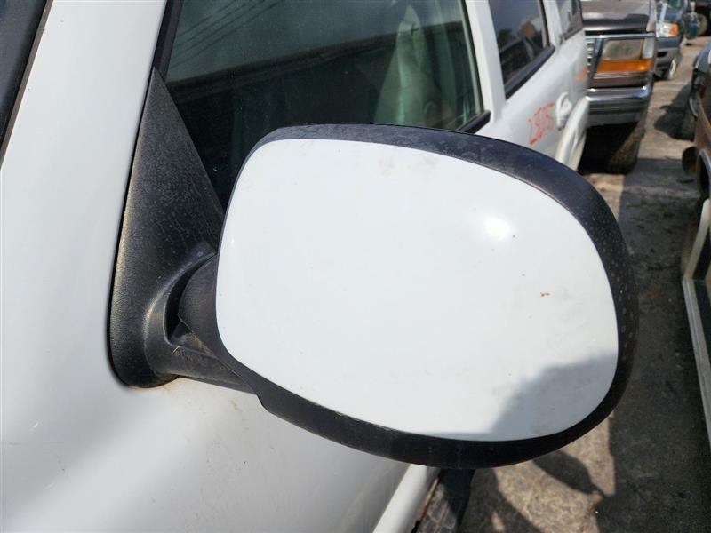 https://f005.backblazeb2.com/file/img-partshotlines-com/Inventory/EX423/Vehicle/13807_09.jpg